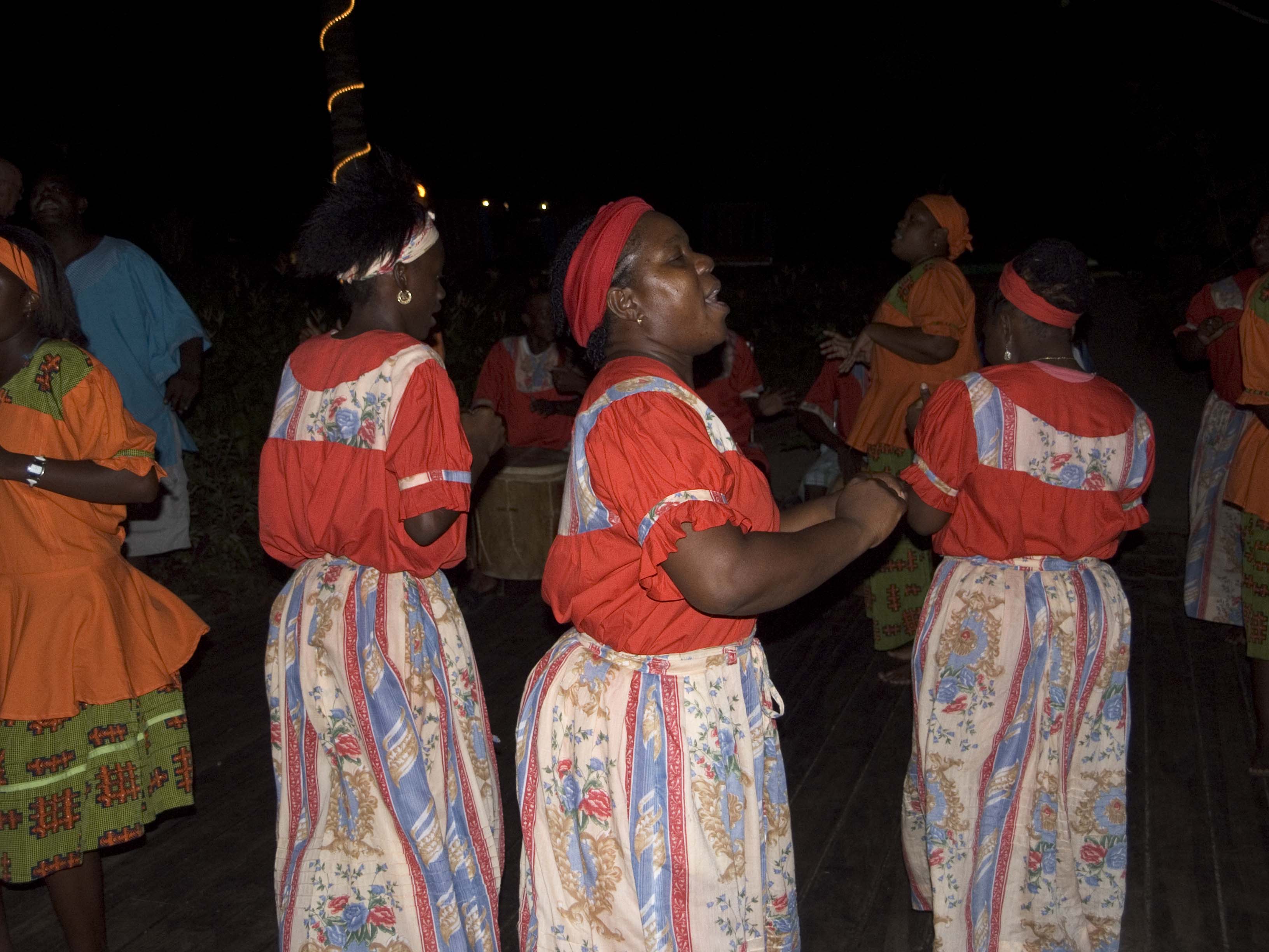 gal/BelizeOct08_1/DangrigaGarifunaSongandDance_2.jpg